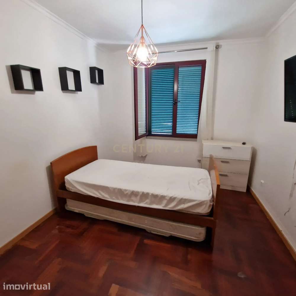 Apartamento T2 Mobilado para Arrendamento - Garajau - Pronto a Entrar - Grande imagem: 5/8