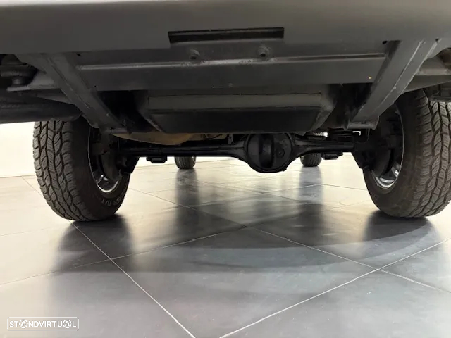 Land Rover Range Rover 2.4 Turbo D Vogue - 20