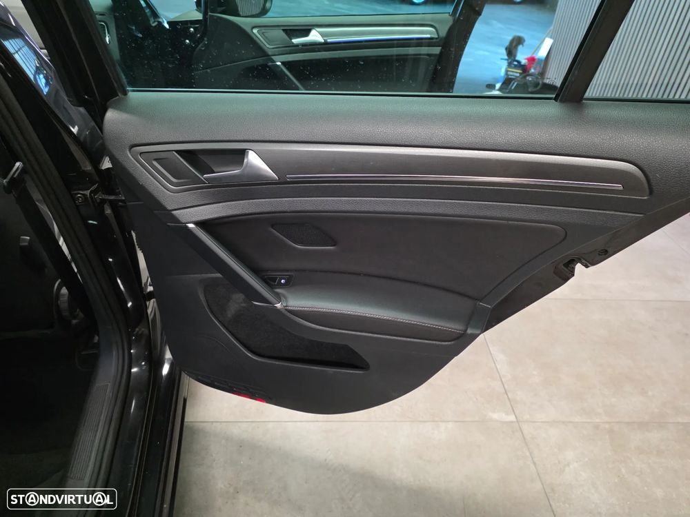 VW Golf 1.4 GTE Plug-in - 23