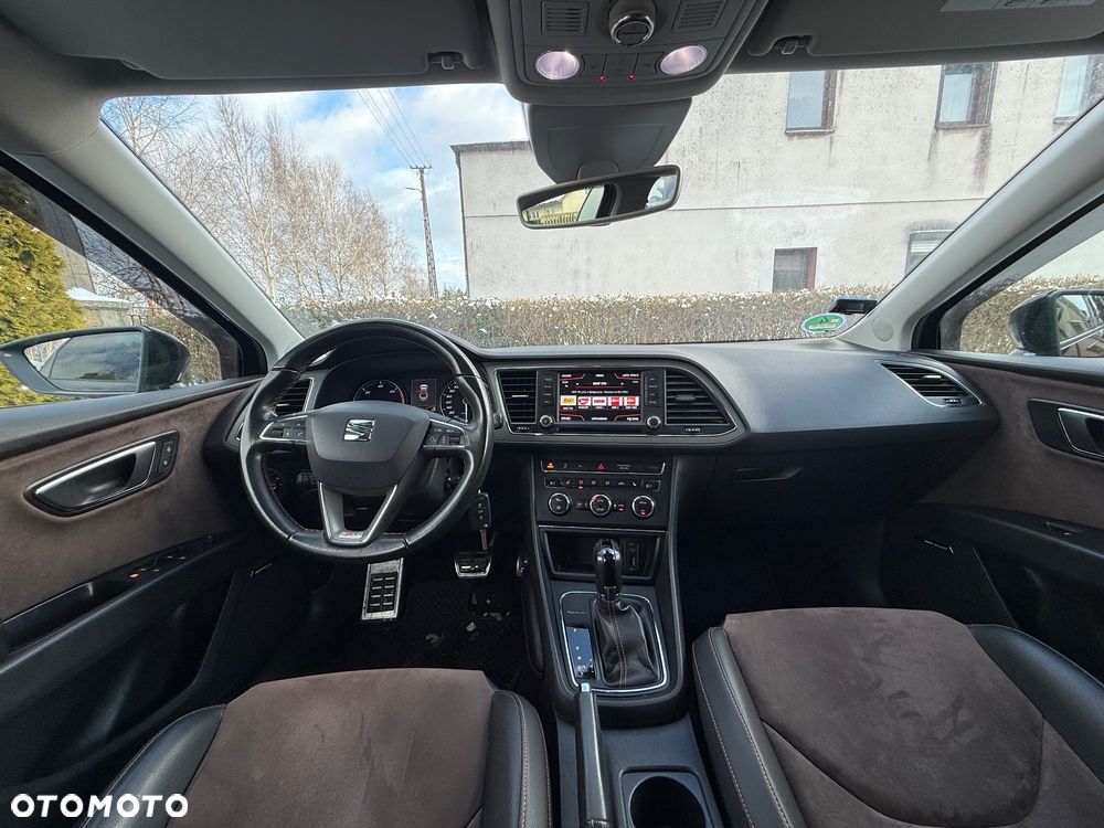 Seat Leon Sportstourer 2.0 TDI Start&Stop 4Drive DSG X-Perience - 6