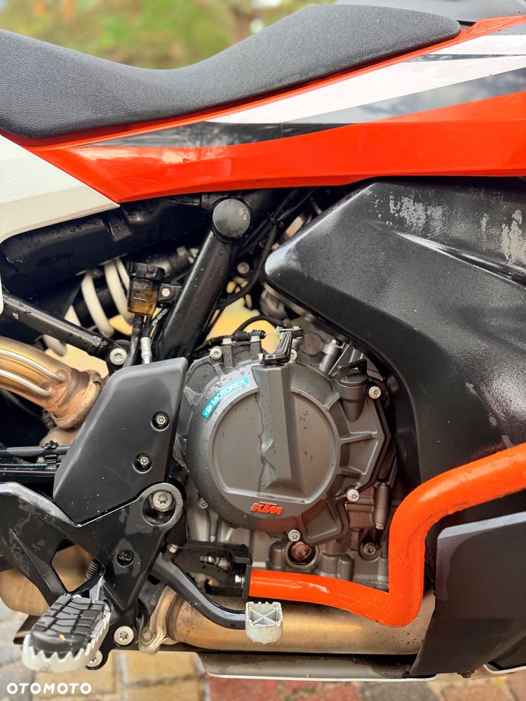 KTM Adventure 890 - 5