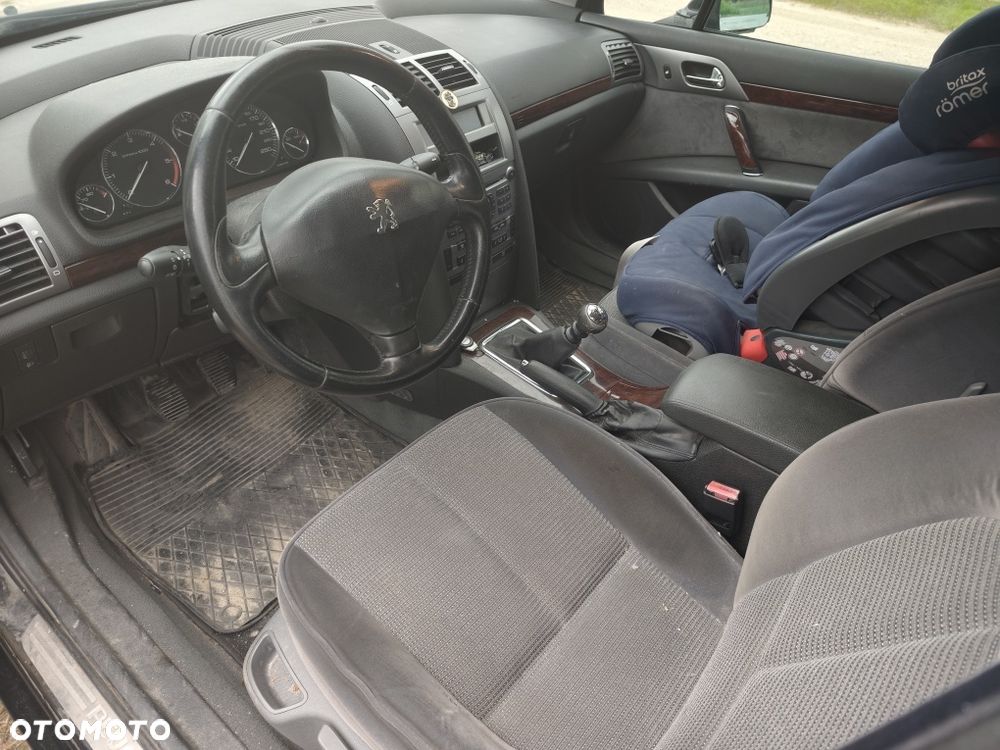 Peugeot 407 - 8