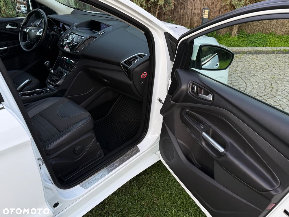 Ford Kuga 2.0 TDCi 4x4 Titanium - 30