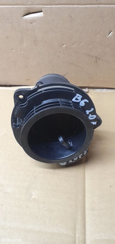 Przepływomierz powietrza VW Passat B6 2.0 FSI 3C0129684A - 6