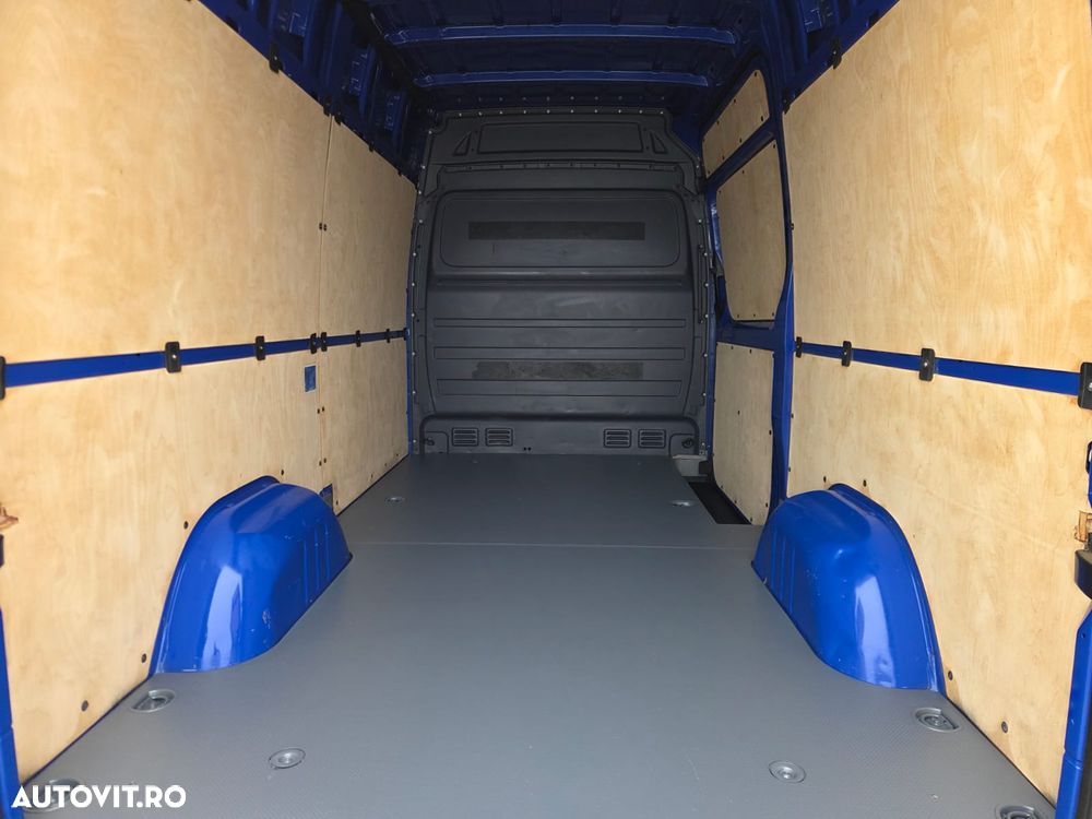Mercedes-Benz Sprinter L3H2 - 11