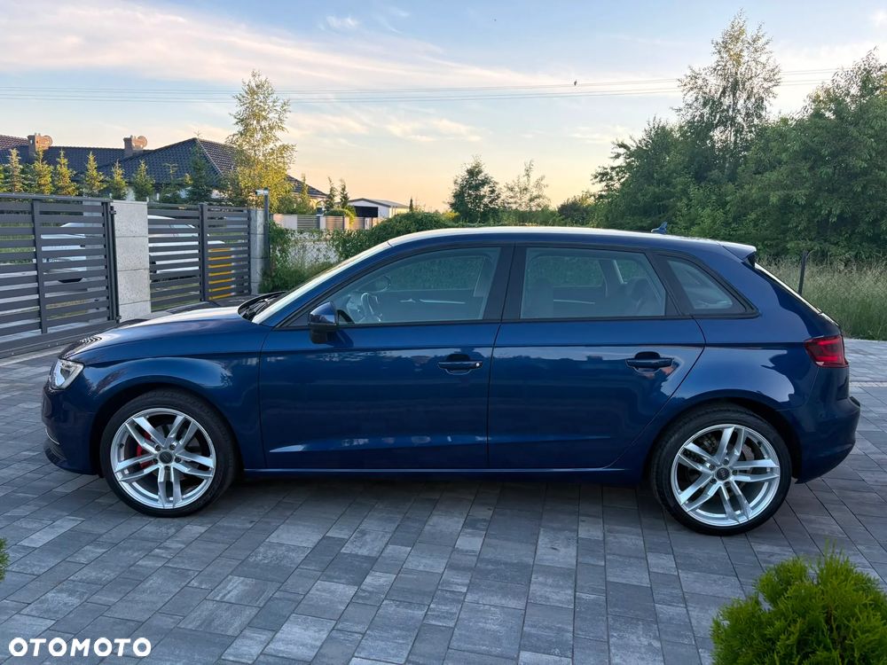 Audi A3 Sportback 1.6 TDI (clean diesel) S tronic Ambition - 9