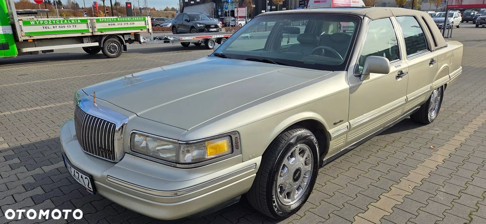 Lincoln Town Car 4.6 Signature - 1