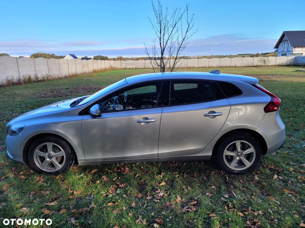 Volvo V40 D2 - 5