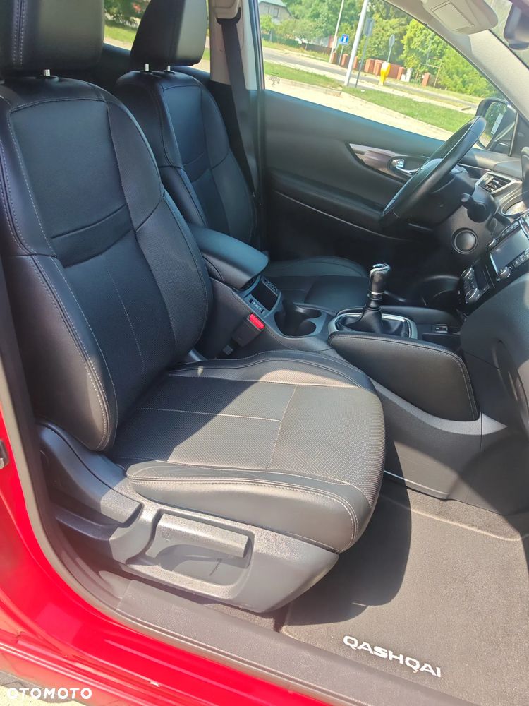 Nissan Qashqai 1.2 DIG-T Tekna+ - 26