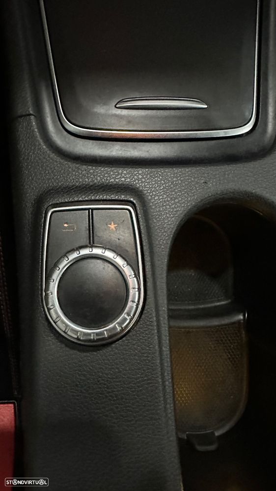 Mercedes-Benz A 200 CDI 4Matic 7G-DCT AMG Line - 18