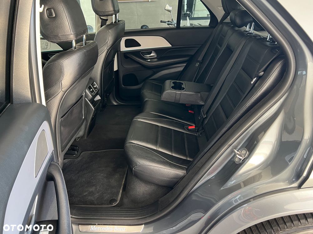 Mercedes-Benz GLE 300 d 4Matic 9G-TRONIC AMG Line - 19