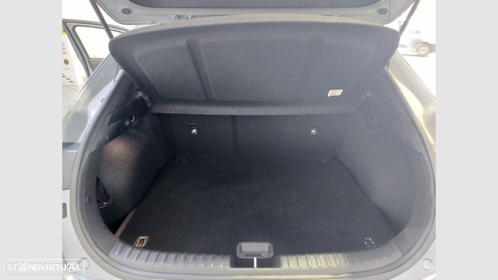 Kia XCeed 1.0 T-GDI Dynamic — fotografia 10