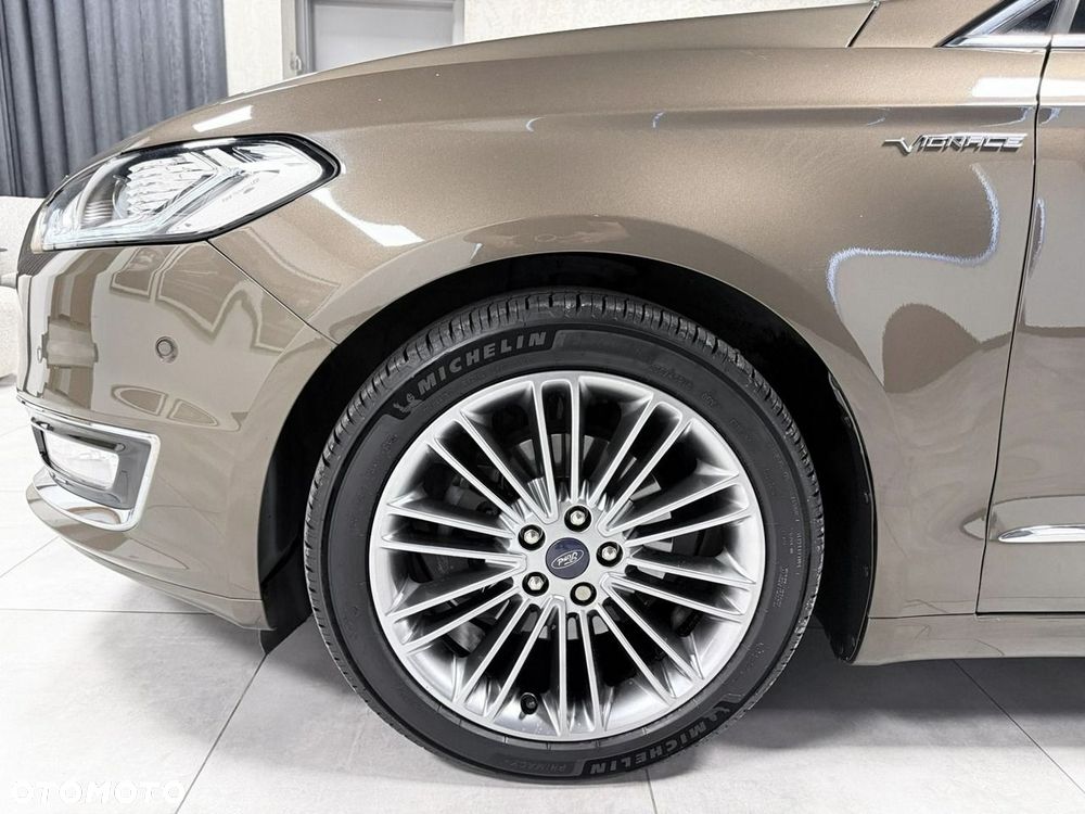 Ford Mondeo 2.0 EcoBlue VIGNALE - 13