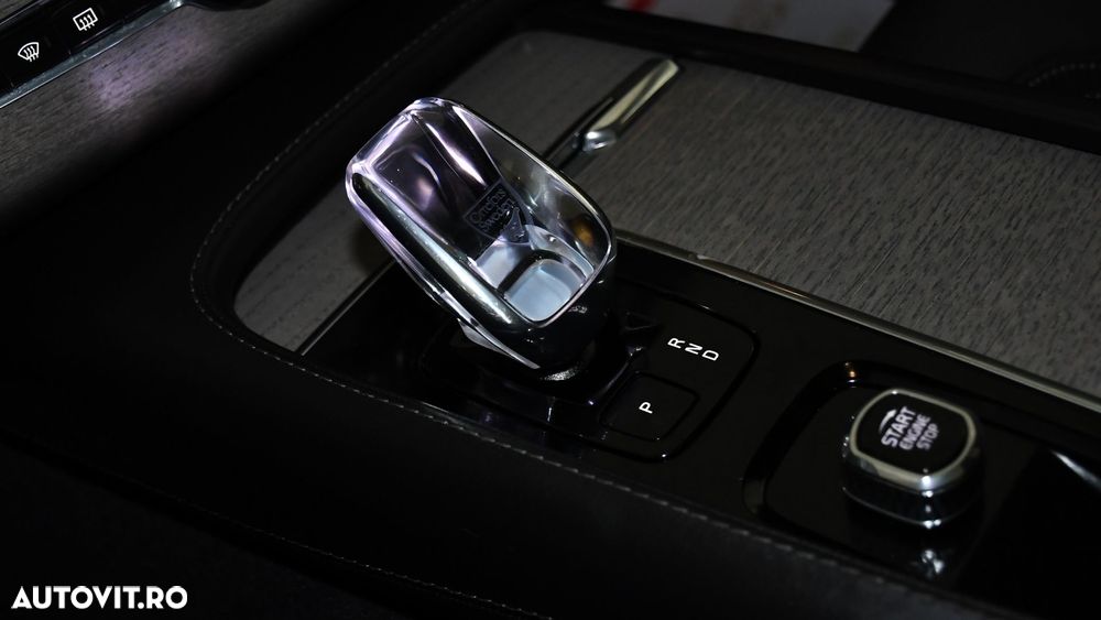 Volvo XC 90 T8 AWD Recharge Ultimate Dark - 16