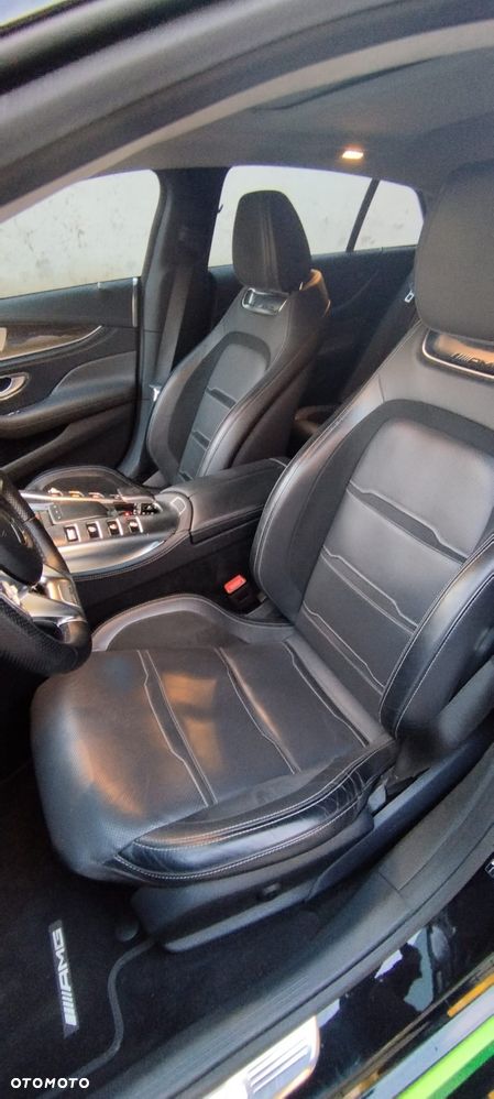 Mercedes-Benz AMG GT 53 4Matic+ Coupe 4D Speedshift TCT 9G - 18