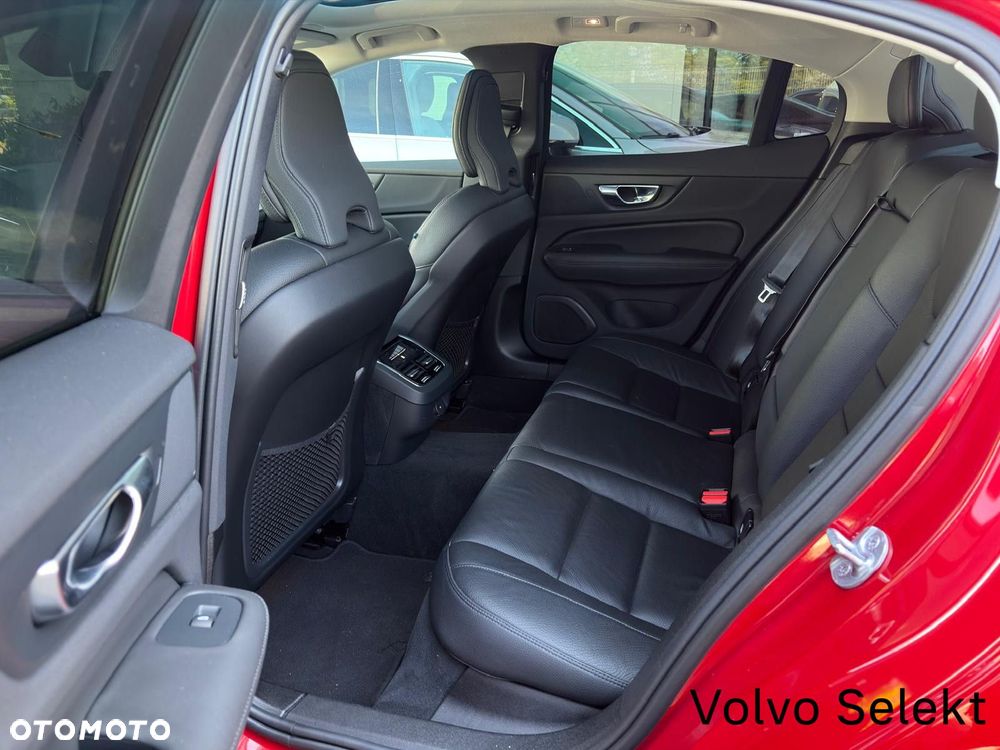 Volvo S60 - 17