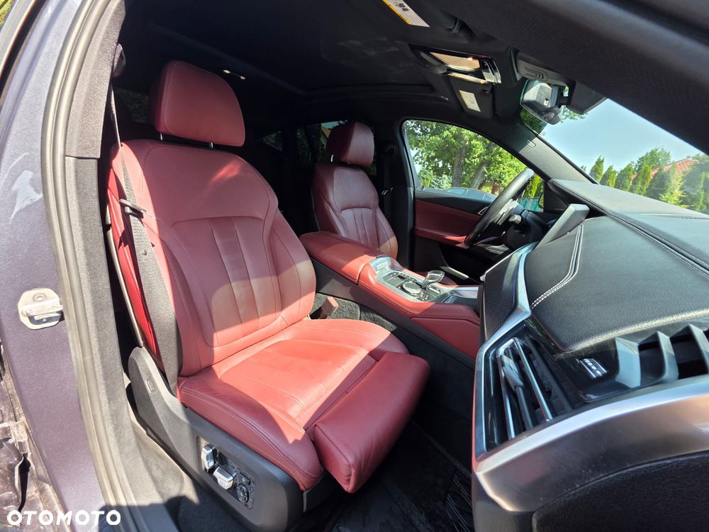 BMW X6 M60i xDrive - 24