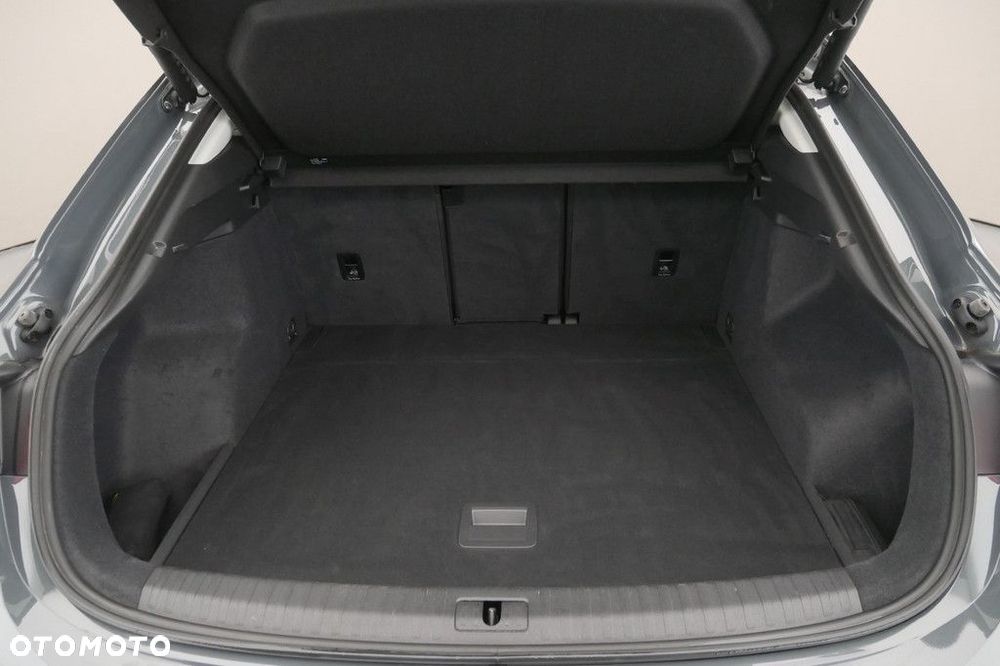 Audi Q3 Sportback - 16