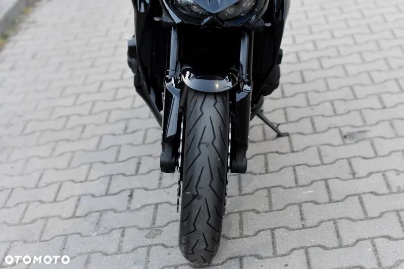 Kawasaki Z - 24