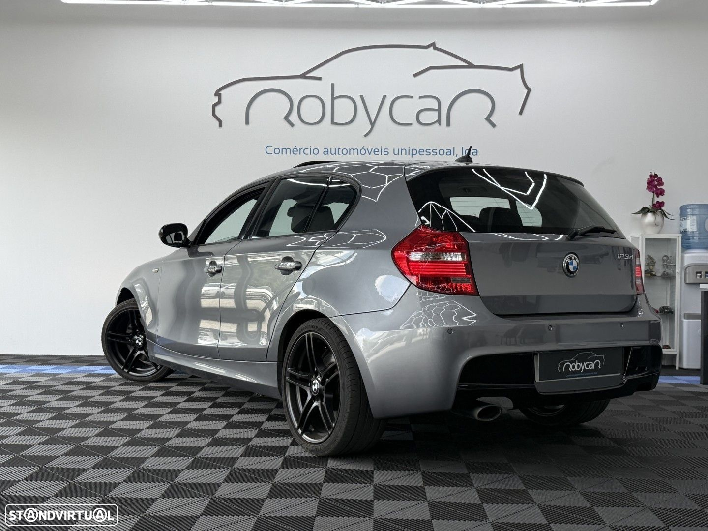 BMW 123 d - 4