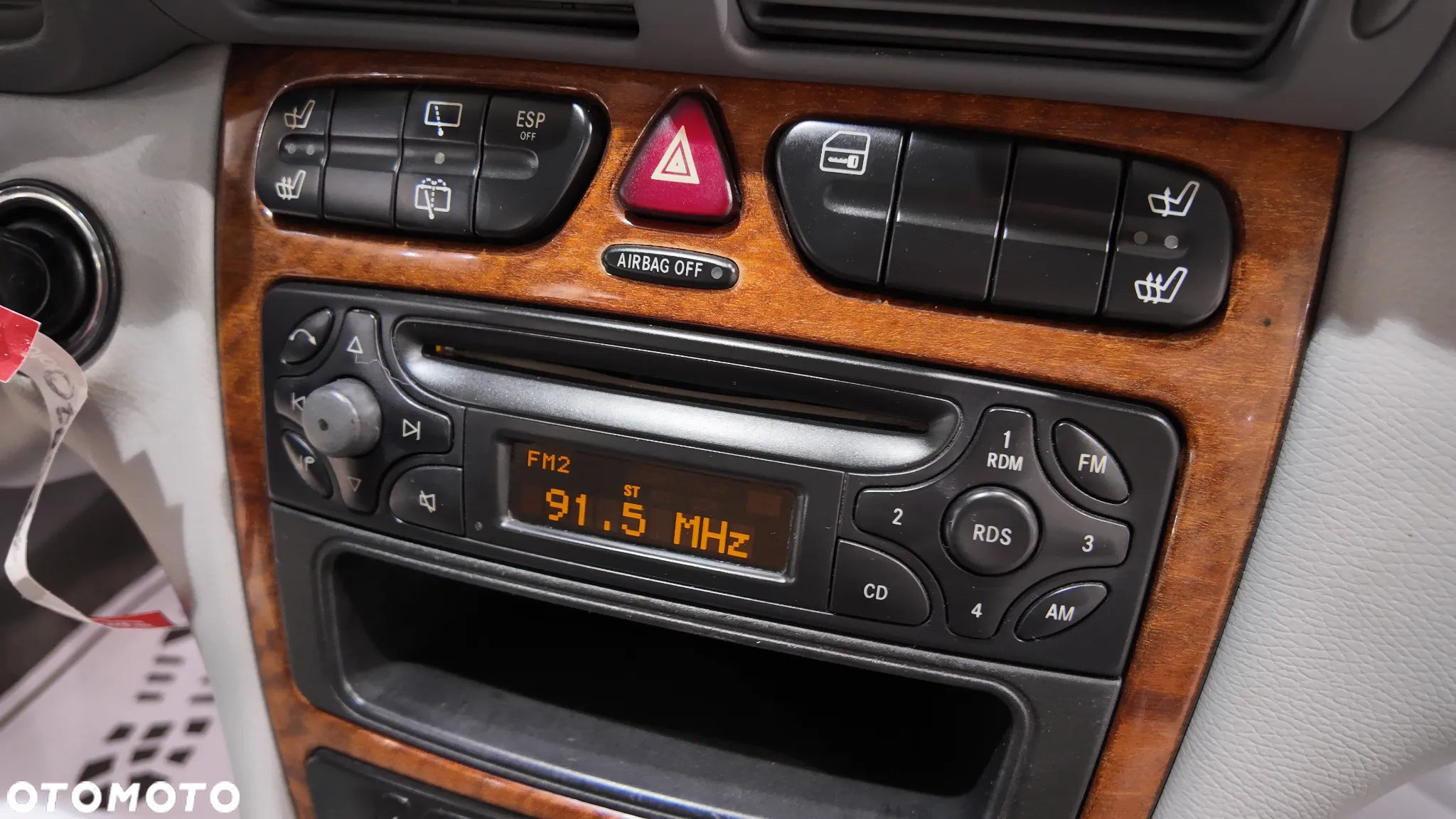 Mercedes-Benz Klasa C 180 T Kompressor Automatik Classic - 37