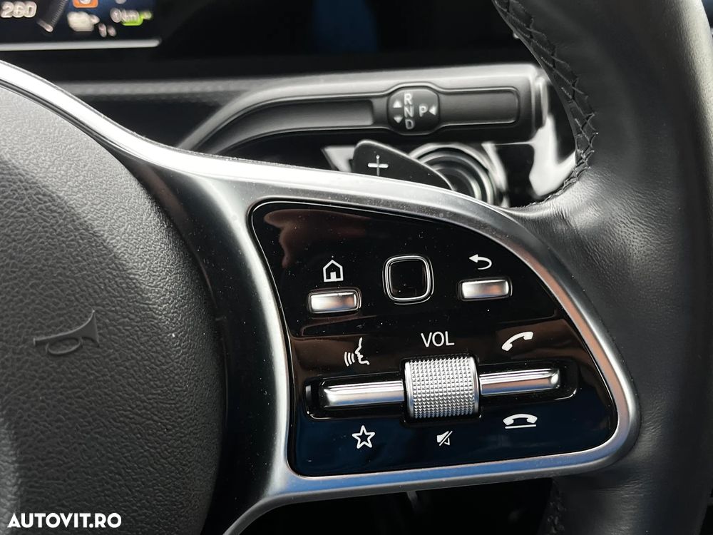 Mercedes-Benz A 250 e 8G-DCT - 17