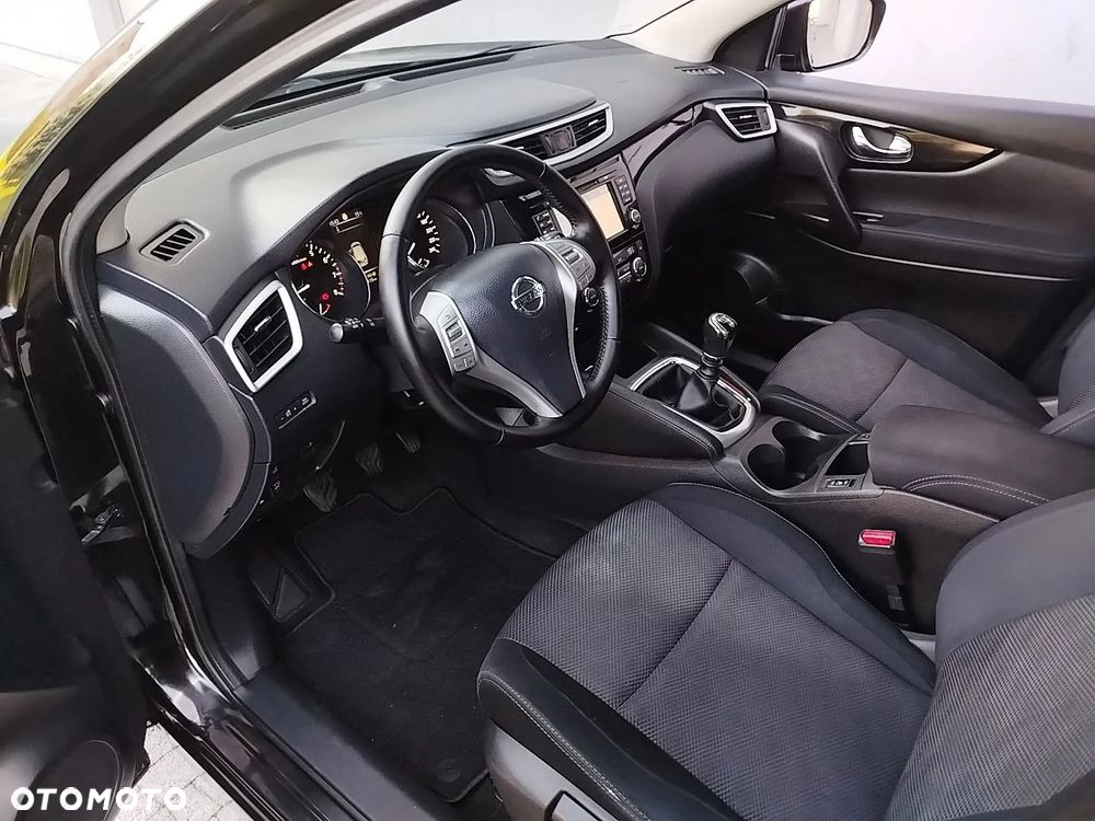 Nissan Qashqai 1.2 DIG-T N-Connecta - 8