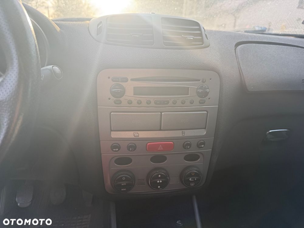 Alfa Romeo 147 1.6 Twin Spark Impression - 10