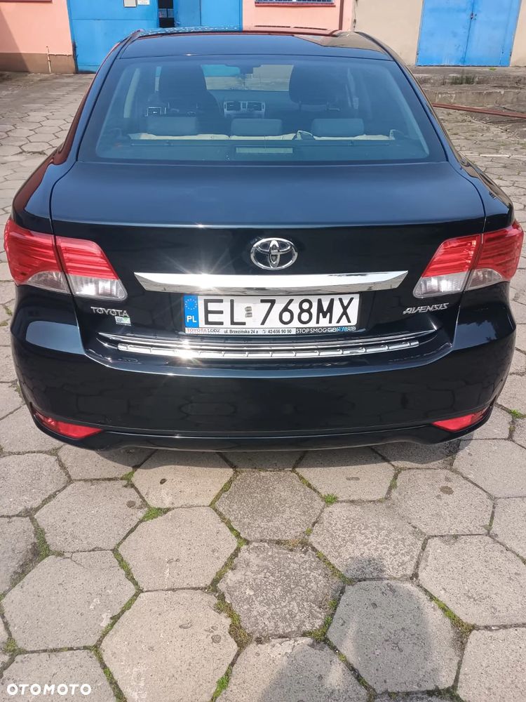 Toyota Avensis 1.8 Luna - 11