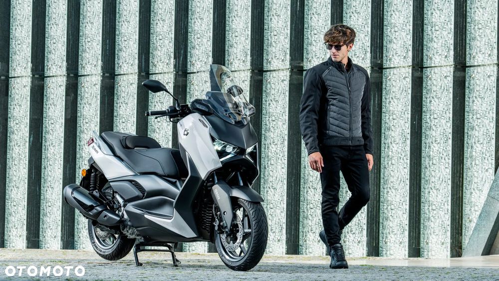 Yamaha X-max - 4