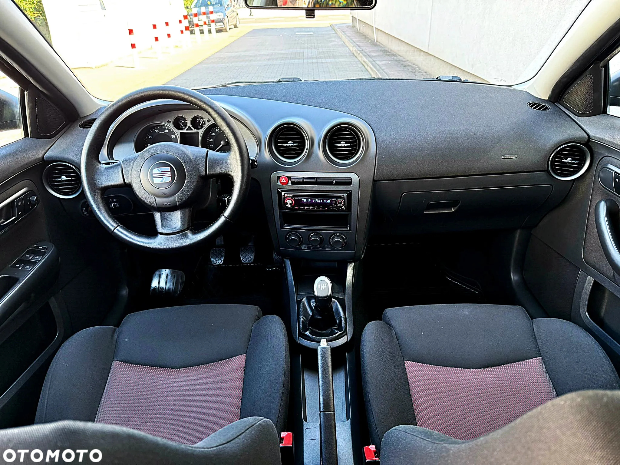 Seat Ibiza 1.4 16V Sport Edition - 10