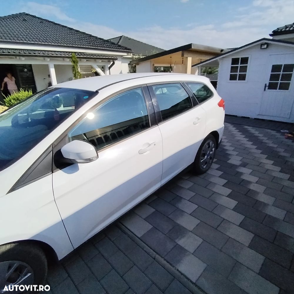 Ford Focus 1.5 TDCi Trend - 5