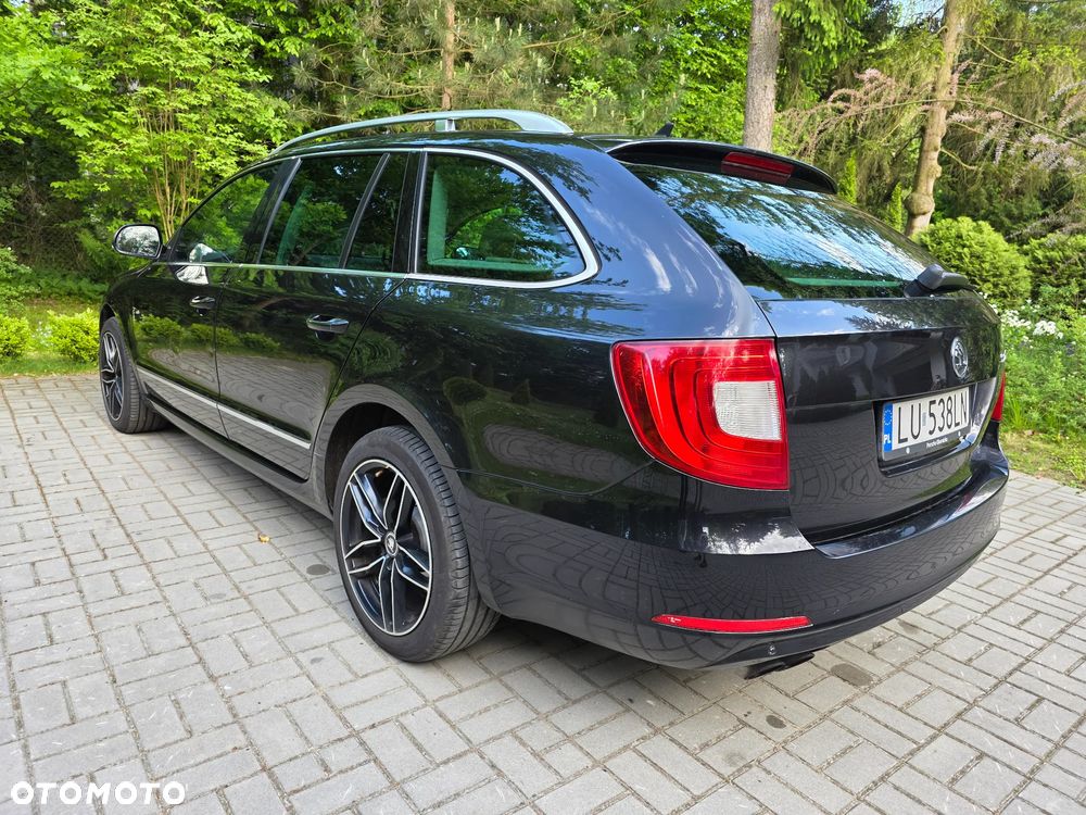 Skoda Superb 2.0 TSI Elegance DSG - 6
