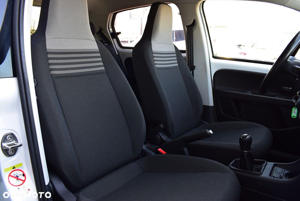 Volkswagen up! - 14