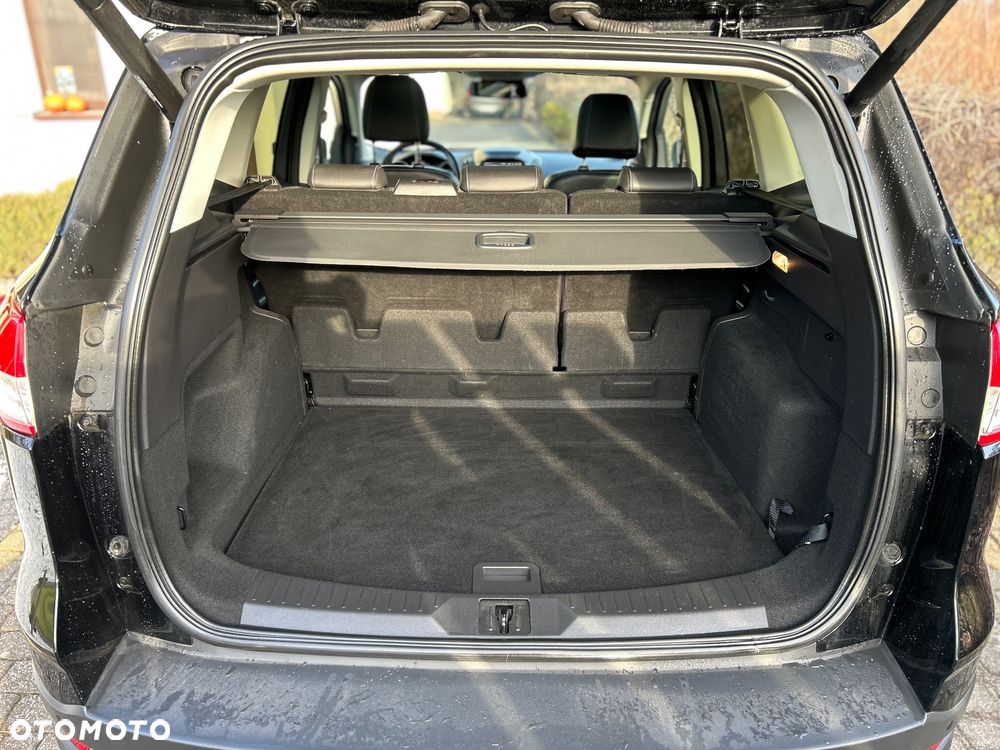 Ford Kuga 1.5 EcoBoost 2x4 Titanium - 27