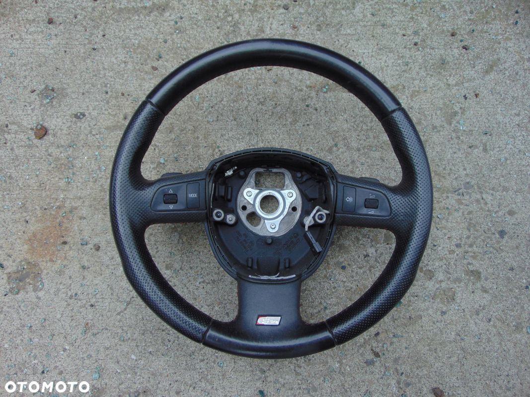 KIEROWNICA MULTIFUNKCYJNA ŁOPATKI SLINE S-LINE AUDI A3 8P - 1