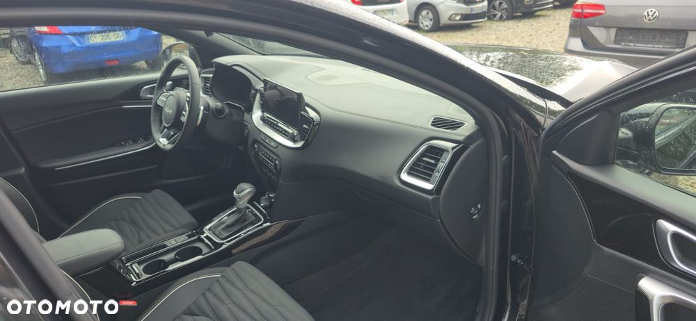 Kia Ceed 1.5 T-GDI DCT7 OPF GT Line - 14