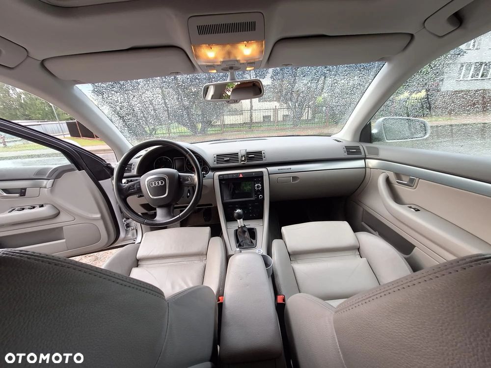 Audi A4 Limousine 3.0 TDI DPF quattro - 4