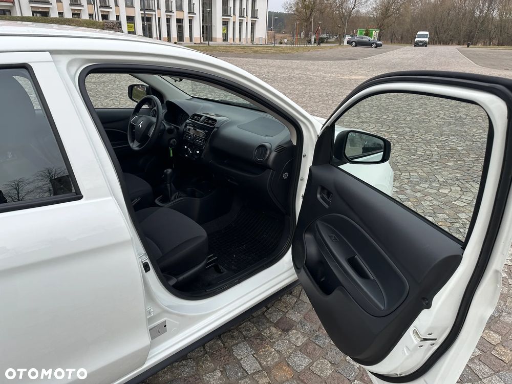 Mitsubishi Space Star - 27