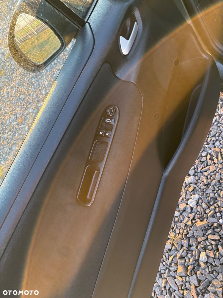 Peugeot 207 90 Sport - 23