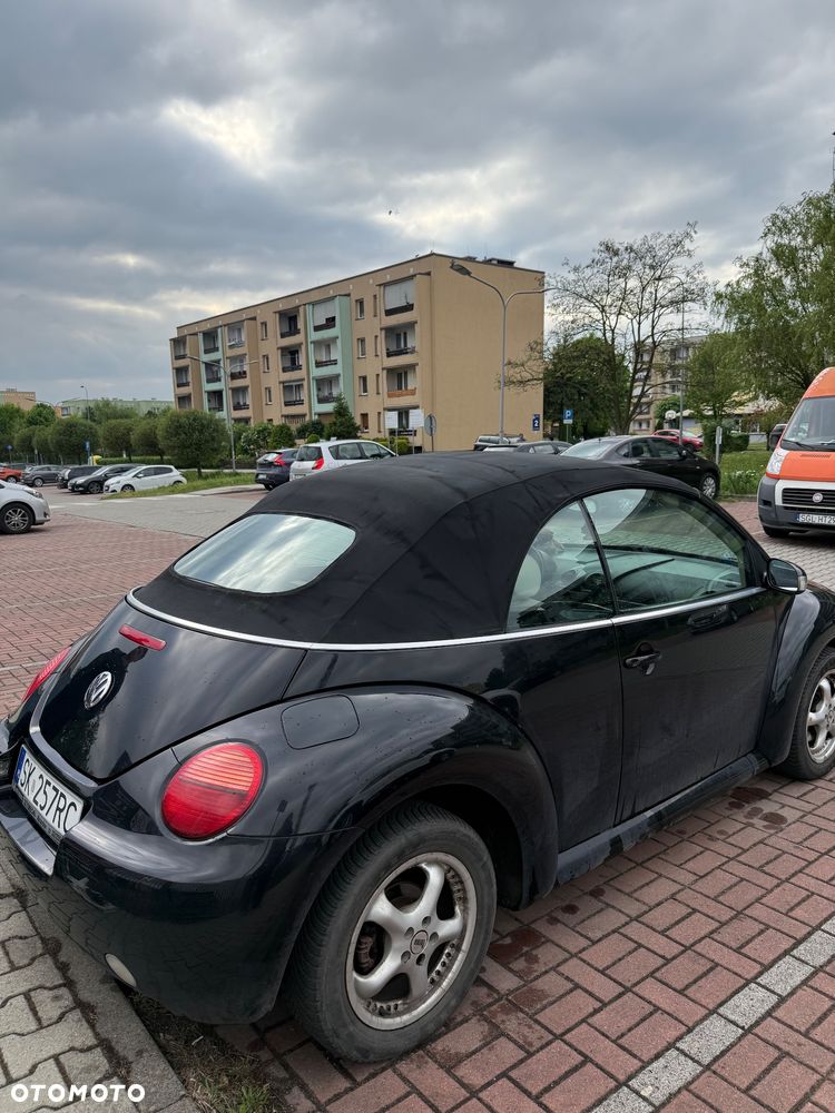 Volkswagen New Beetle - 7