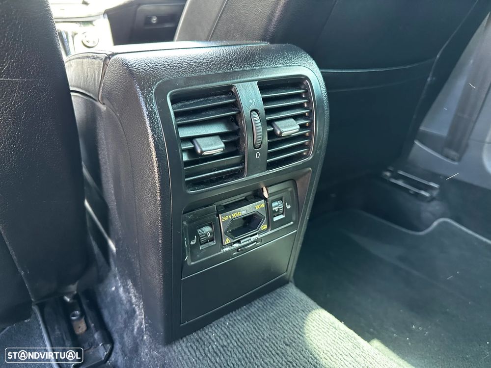VW Passat Variant 2.0 TDI Highline DSG - 21