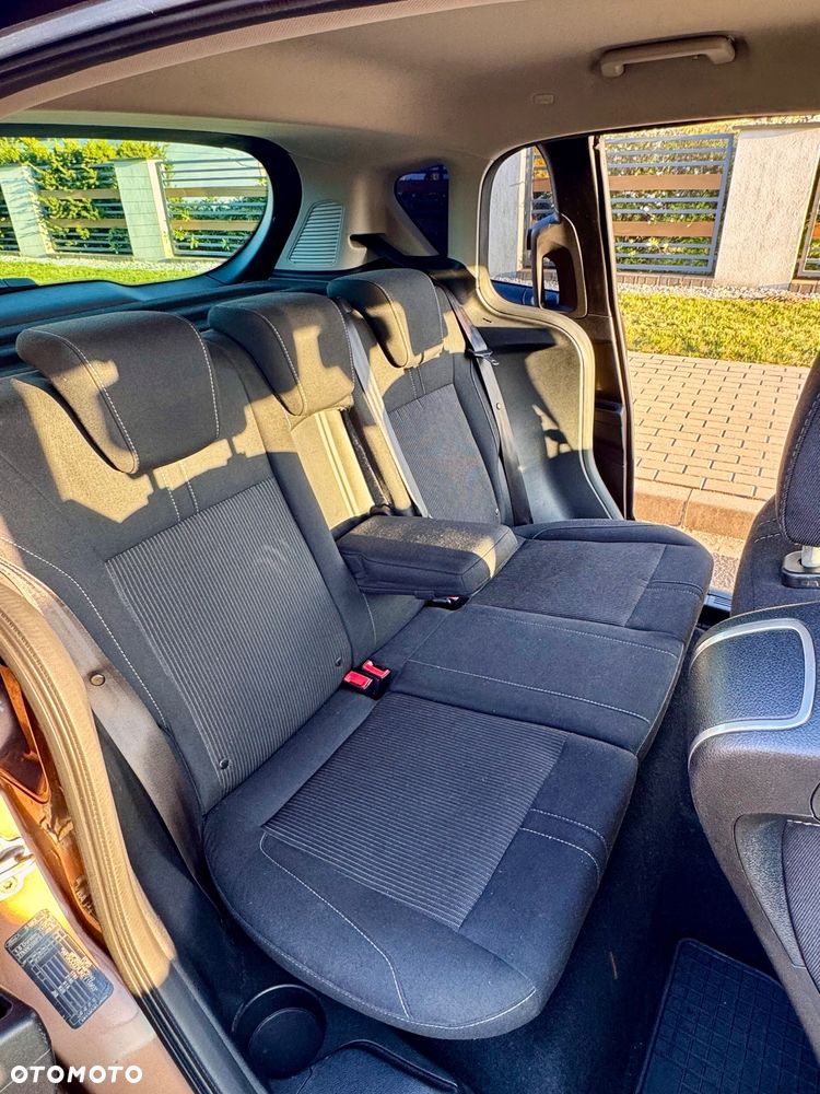 Ford B-MAX 1.6 Titanium - 10