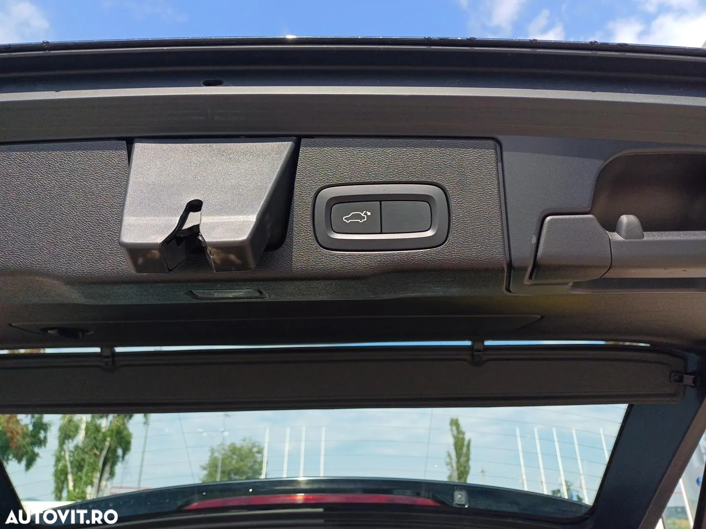 Volvo XC 60 B4 D AWD Geartronic Momentum - 20