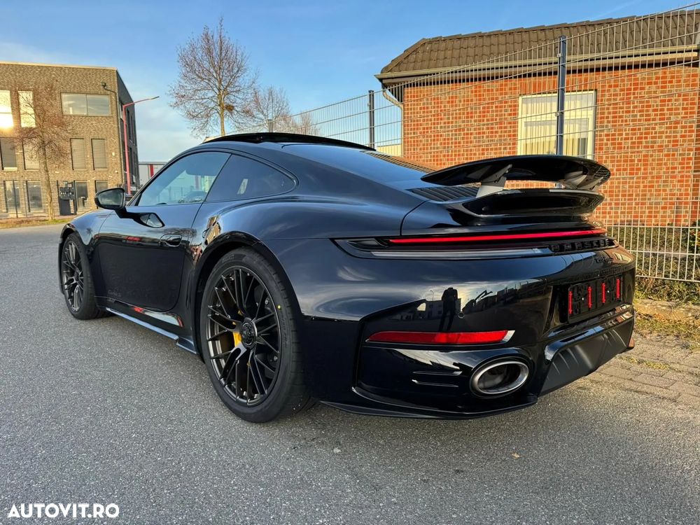 Porsche 911 911Turbo S - 3