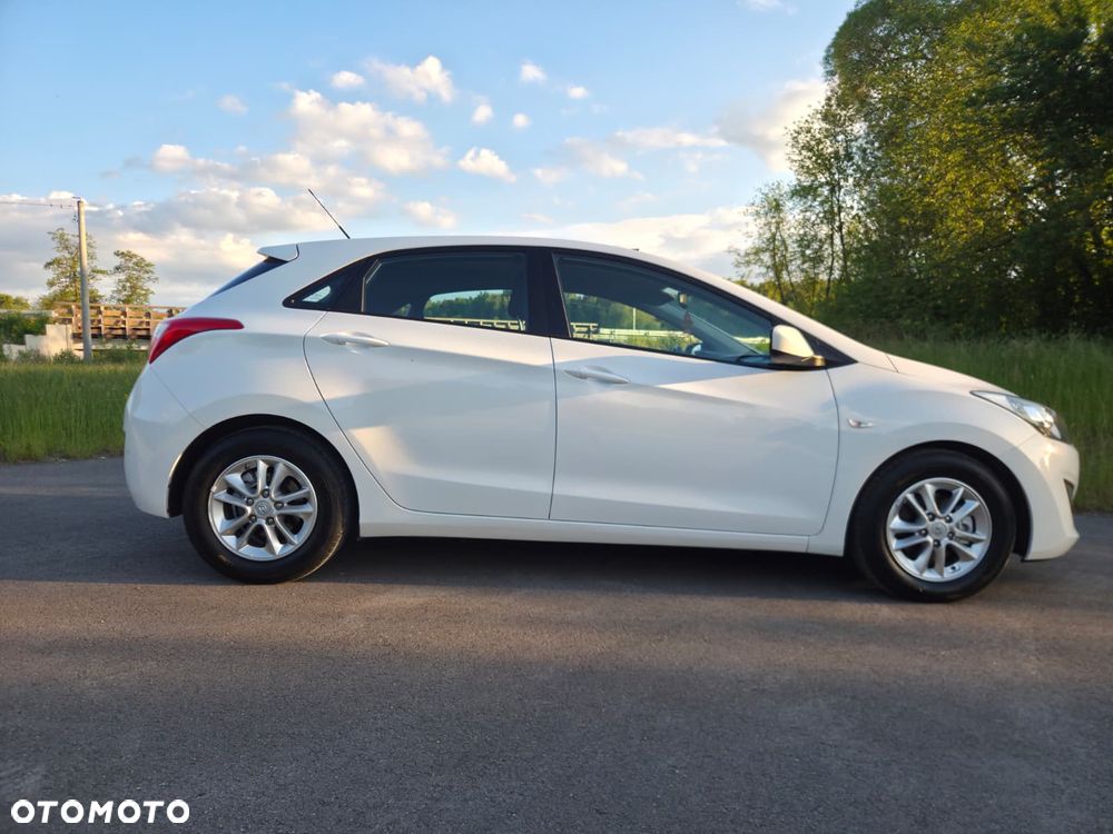 Hyundai i30 1.4 Comfort - 4