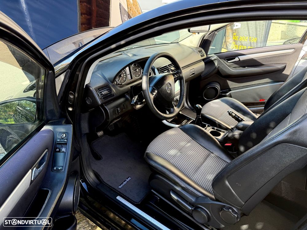 Mercedes-Benz A 180 Coupé CDi Avantgarde - 39