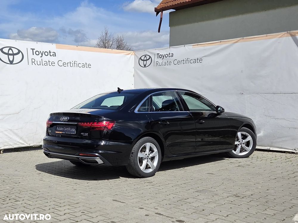 Audi A4 40 TDI quattro S tronic Advanced - 4