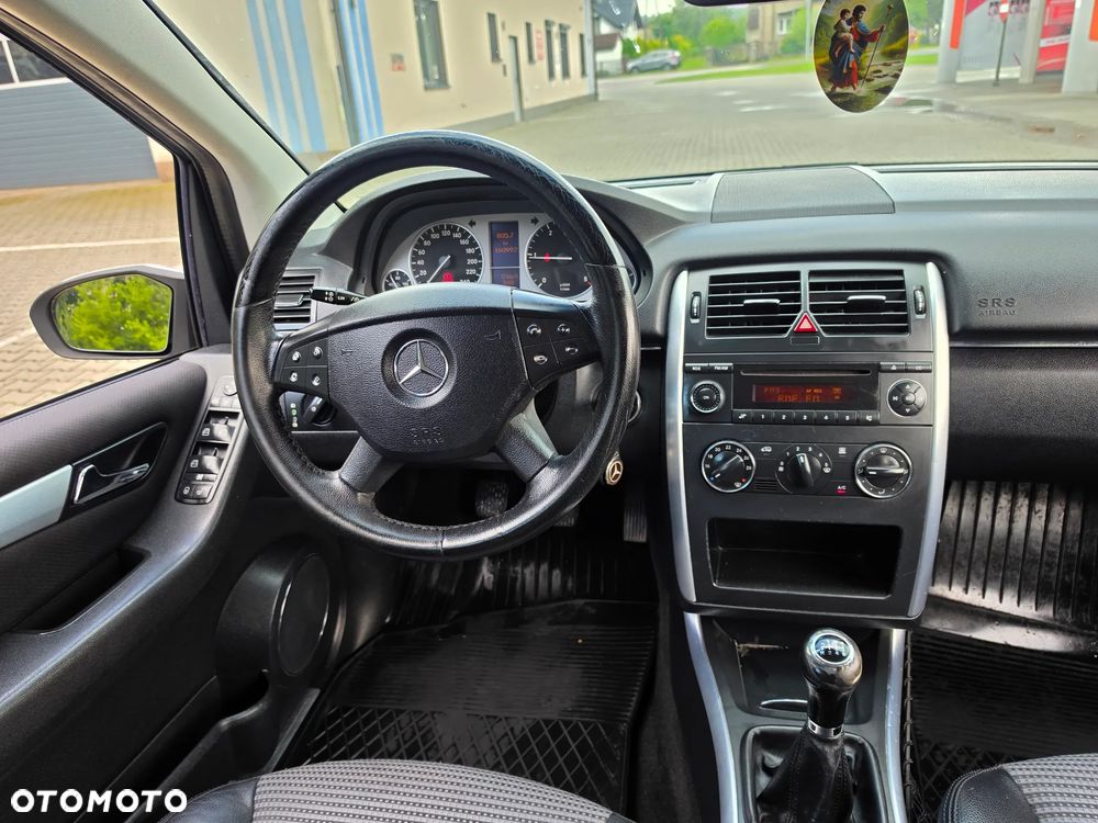 Mercedes-Benz Klasa B 180 CDI Special Edition - 9