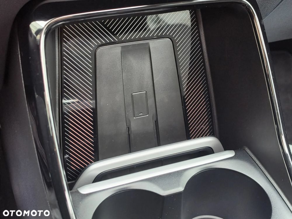 BMW iX1 eDrive20 66.5kWh xLine - 33